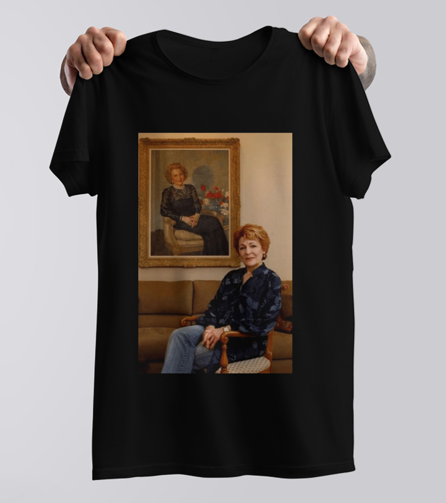 I Don't Know Who The Person In The Image Is. T-Shirt