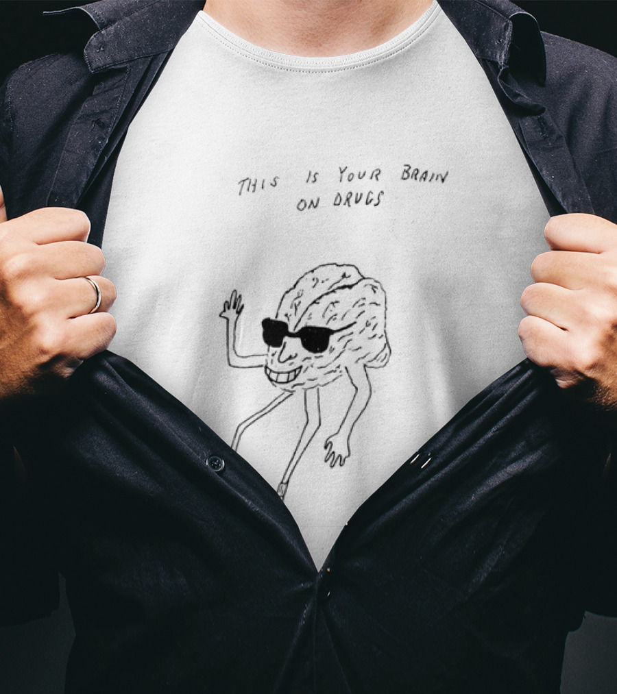 This Is Your Brain On Drugs M Gray Cartoon Brain With Sunglasses T-Shirt