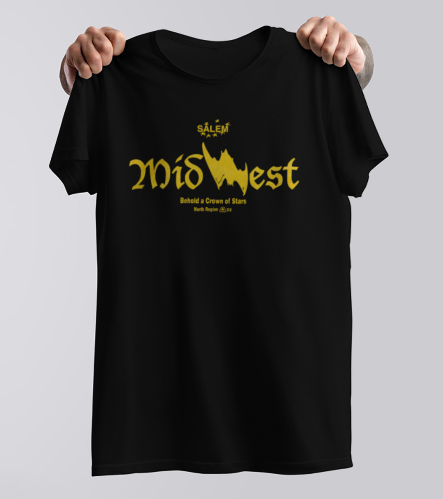 Midwest Exhibit Salem Store Of Horrors Batwing Black T-Shirt