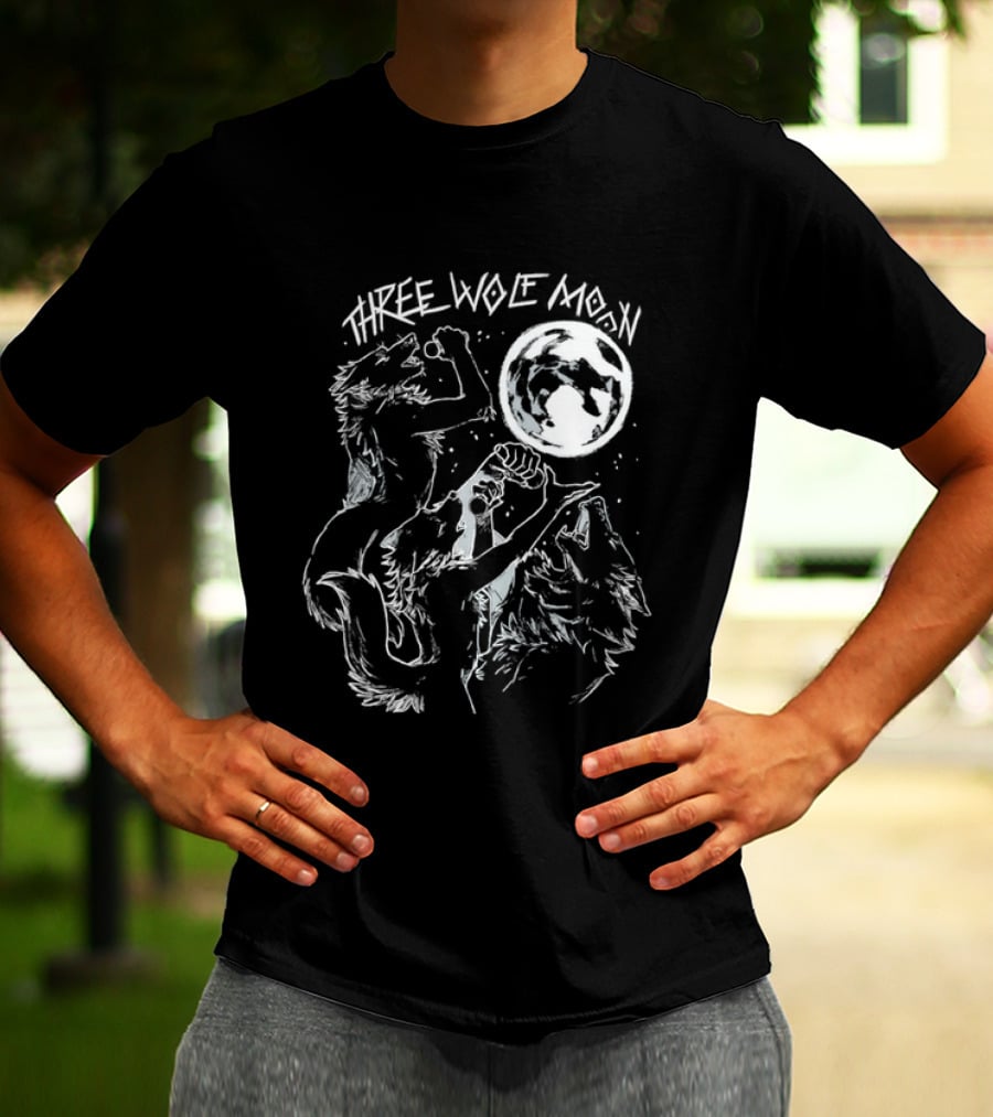 Three Wolf Moon Singing Wolves Howling Meme Moon Phases T-Shirt