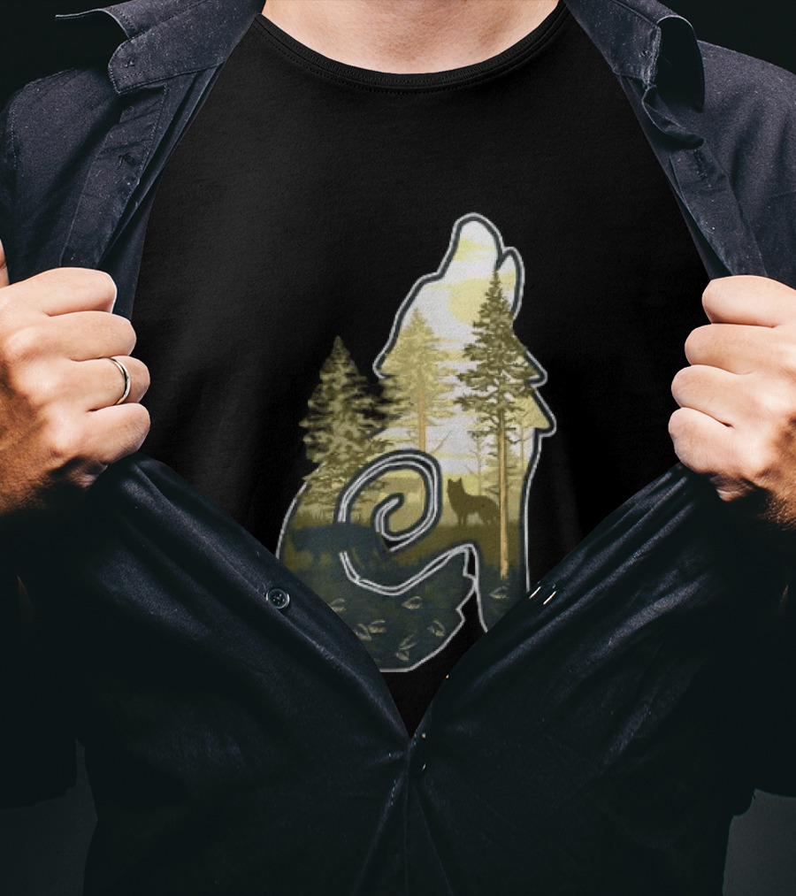 Wolf Howling Forest Scene Fahlo Nature Wildlife T-Shirt