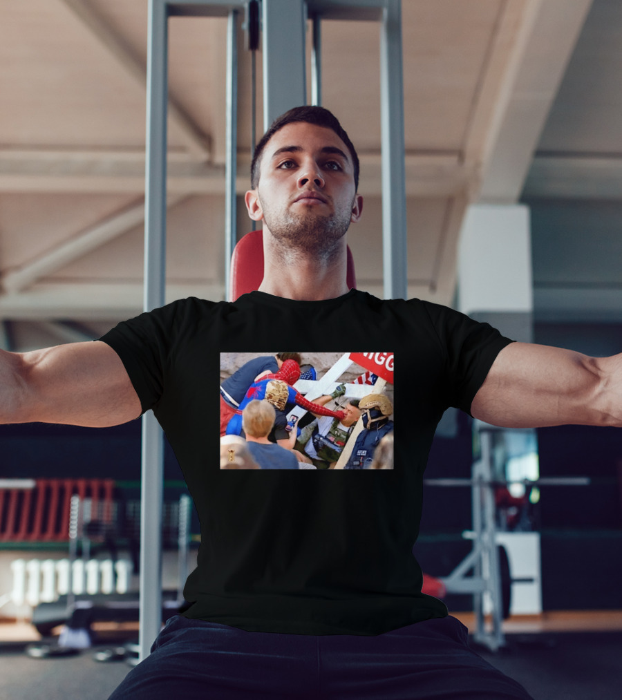 Spider Man Confrontation With Agent Superhero T-Shirt