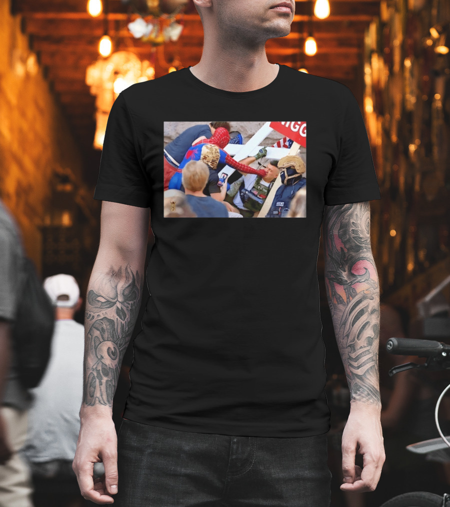 Spider Man Confrontation With Agent Superhero T-Shirt