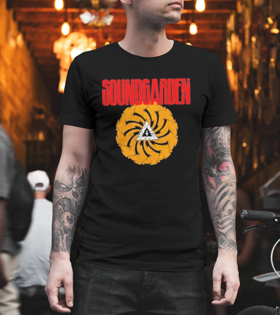 Soundgarden Badmotorfinger Album Grunge Rock Band T-Shirt