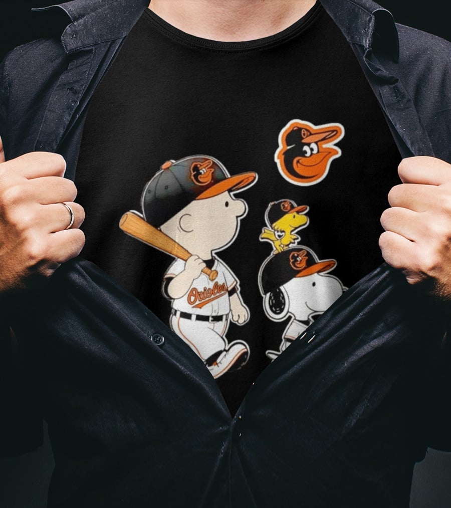 Woodstock Charlie Brown Snoopy Orioles Baseball Team T-Shirt