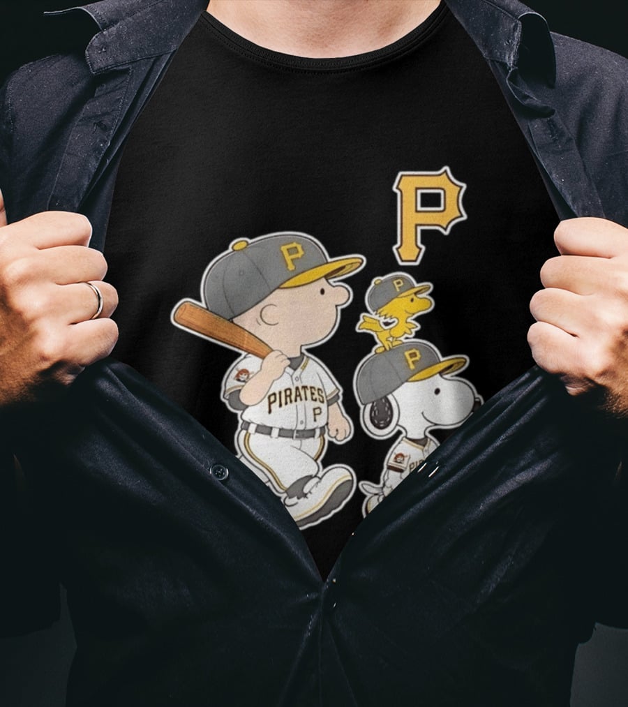Woodstock Snoopy Charlie Brown Pittsburgh Pirates Baseball P T-Shirt