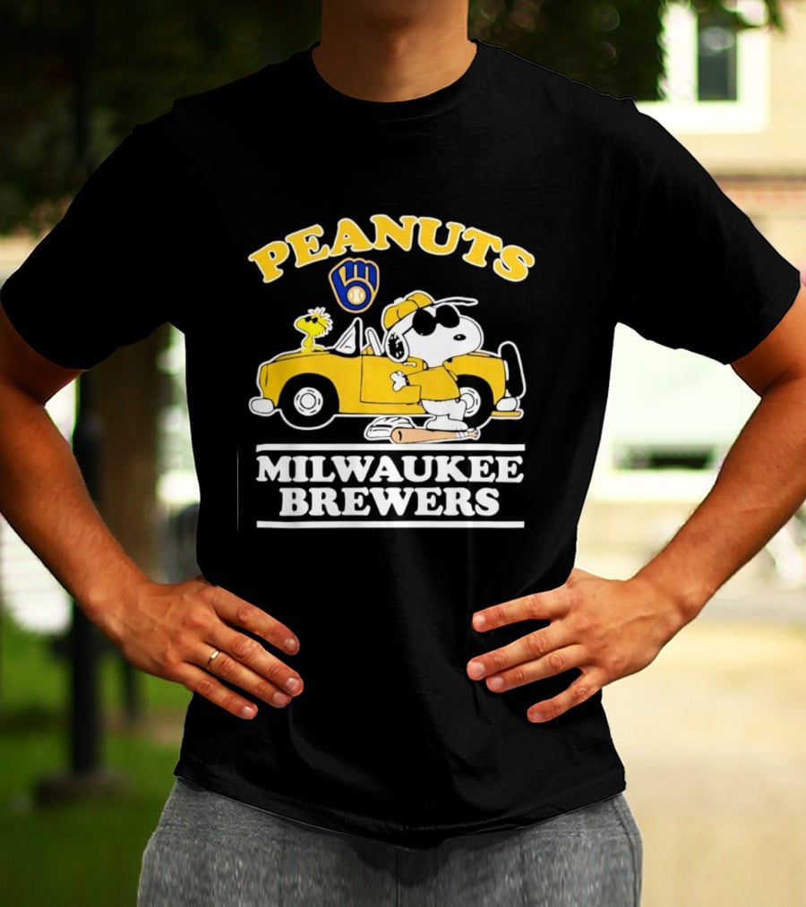 Peanuts Snoopy Woodstock Driving Milwaukee Brewers Baseball T-Shirt