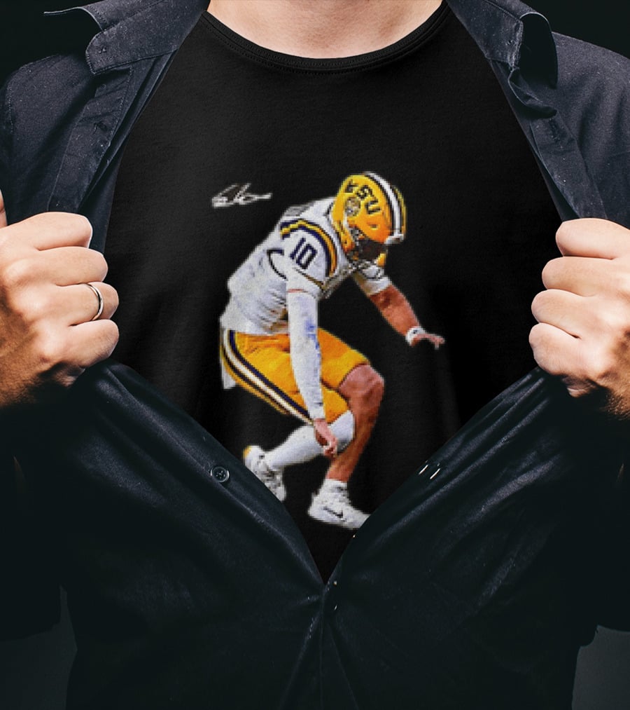 Garrett Nussmeier LSU Tigers Football Quarterback Action Play T-Shirt