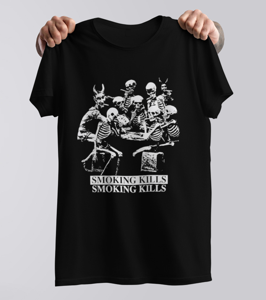 Skeleton Poker Game Smoking Kills Gothic T-Shirt