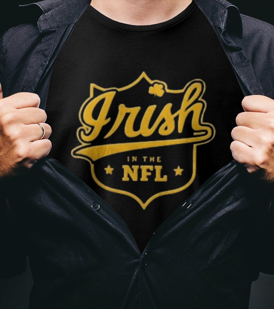 Notre Dame Fighting Irish NFL Football Theme Decorative Crest T-Shirt