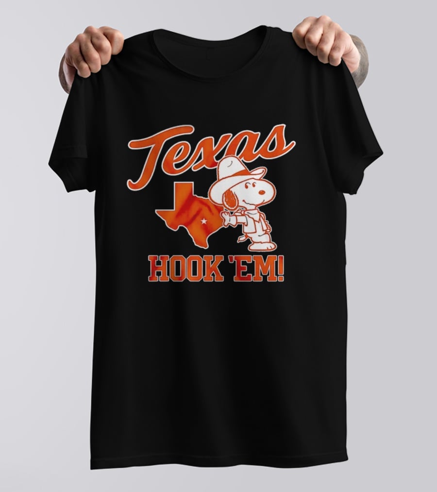 Texas Snoopy Hook 'Em Peanuts Cowboy Spirit T-Shirt