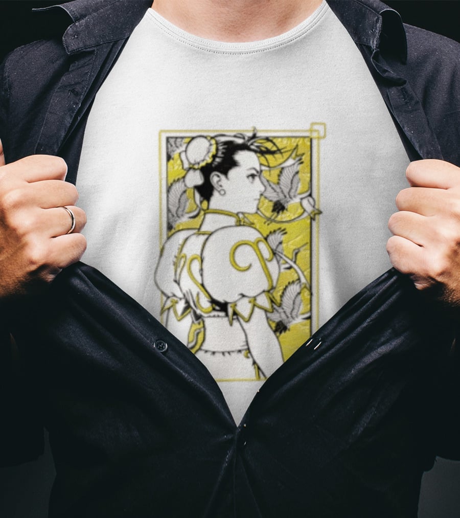 Chun Li Profile Flying Cranes Yellow Frame Line T-Shirt