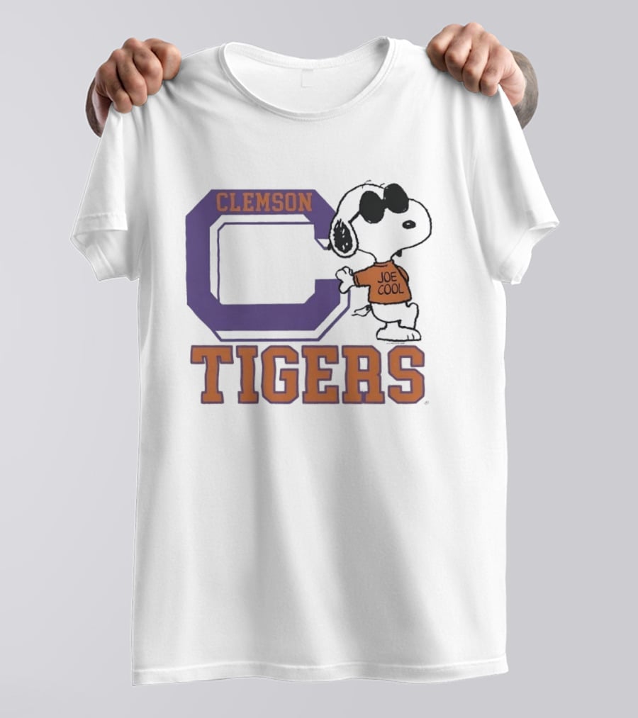 Clemson Tigers Snoopy Joe Cool Peanuts College Sports T-Shirt