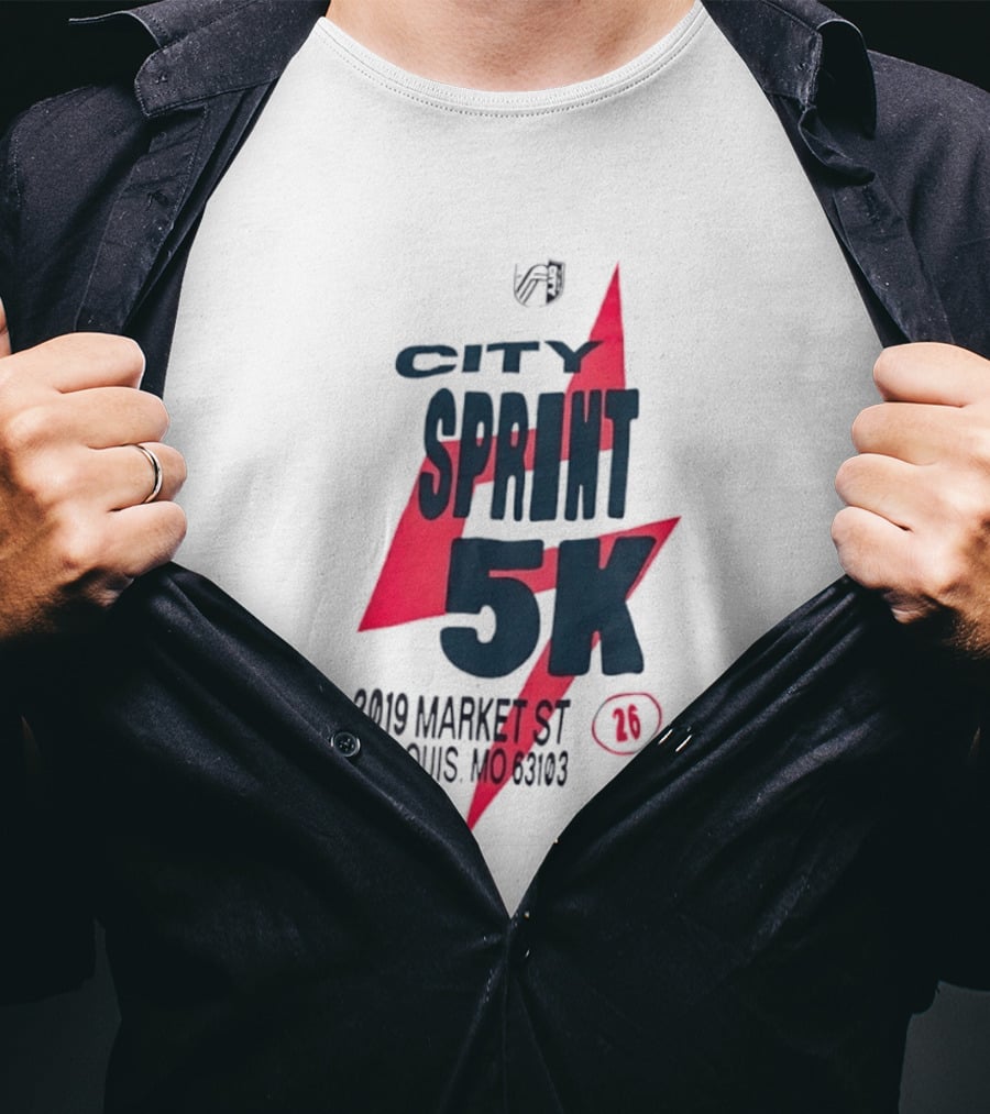 City Sprint 5K 2019 Market St St Louis MO 63103 26 T-Shirt