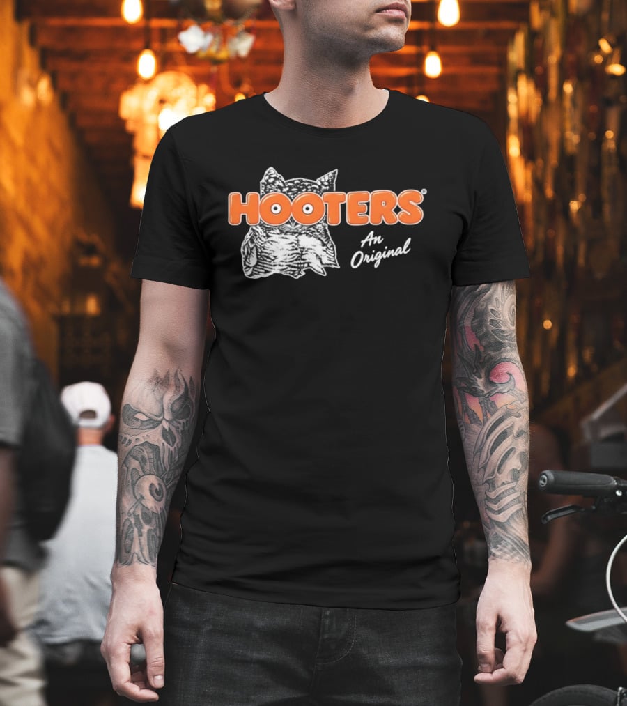 Hooters Owl An Original Restaurant Brand T-Shirt