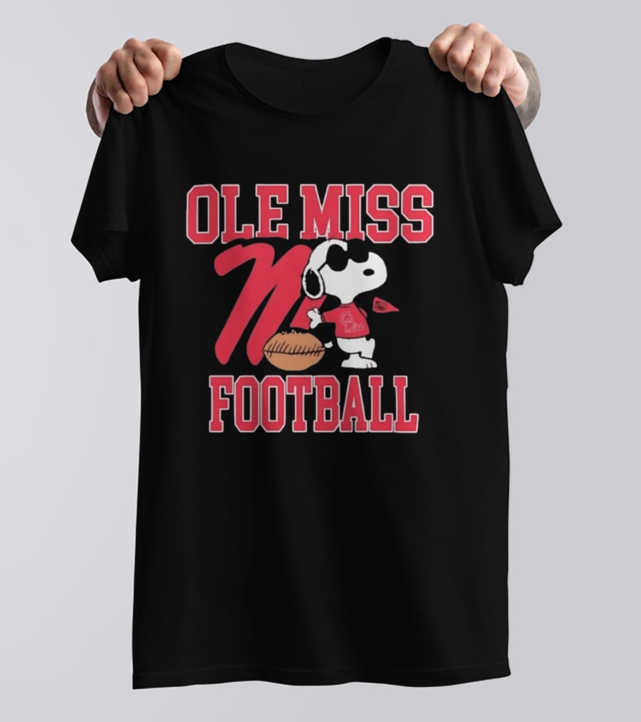 Ole Miss Football Snoopy Hotty Toddy Peanuts T-Shirt
