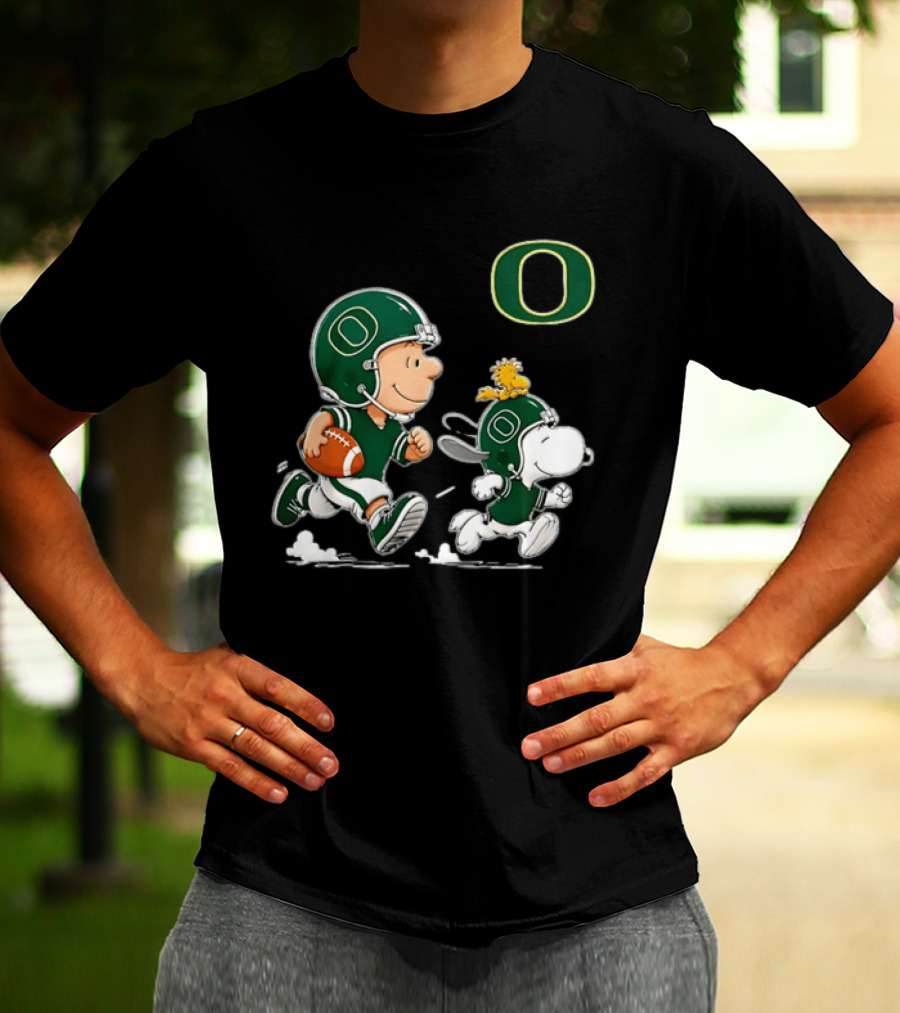 Charlie Brown Woodstock Snoopy Oregon Ducks Football 2026 T-Shirt