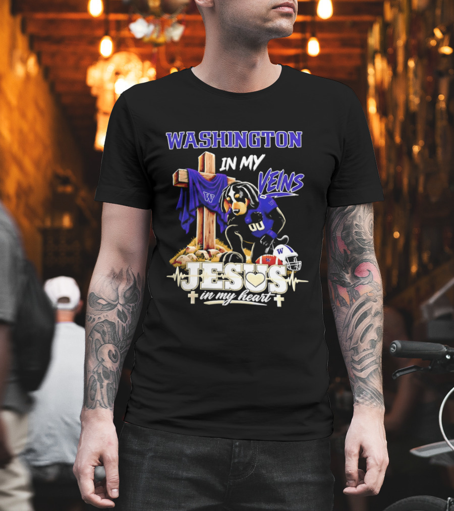 Washington Huskies Football Jesus In My Heart Dog In My Veins Faith T-Shirt