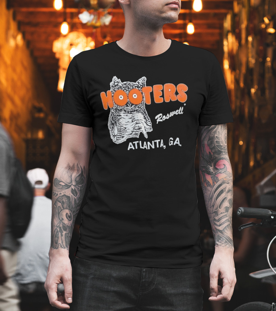 Hooters Roswell Atlanta GA Owl T-Shirt