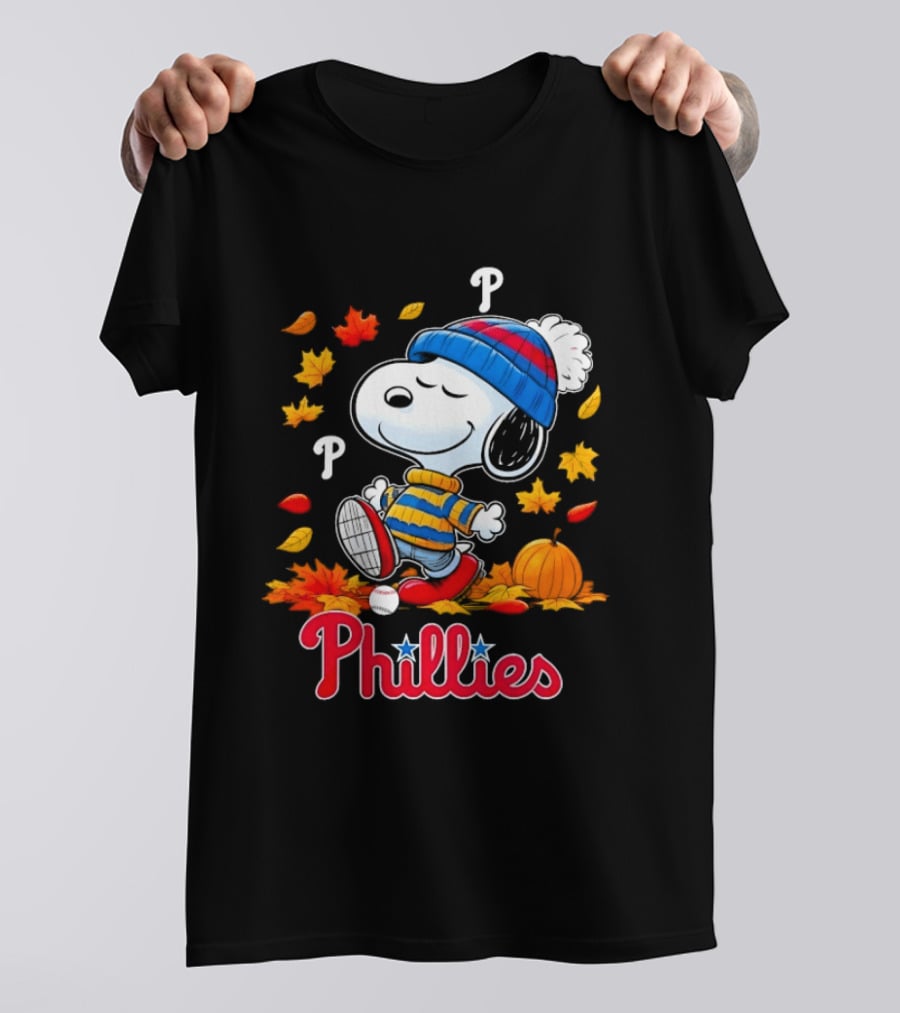 Snoopy Philadelphia Phillies Autumn Leaves Pumpkin Baseball Fan T-Shirt