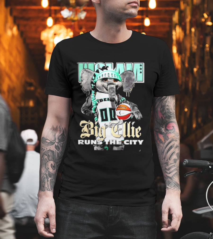 New York Liberty Big Ellie Runs The City Statue Crown Basketball T-Shirt