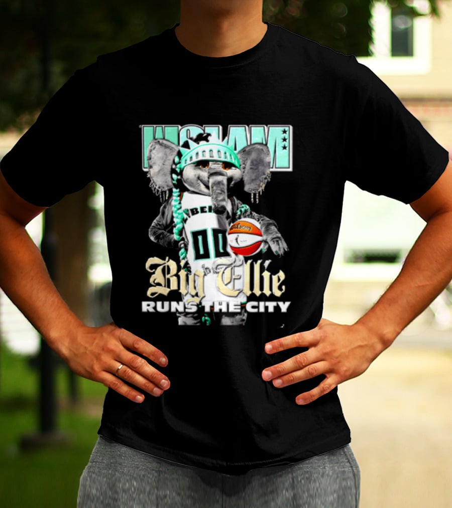 New York Liberty Big Ellie Runs The City Statue Crown Basketball T-Shirt