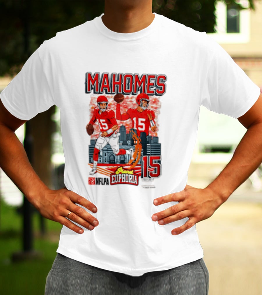 Mahomes Kansas City Chiefs Quarterback Euphoria 15 Skyline NFL Players T-Shirt