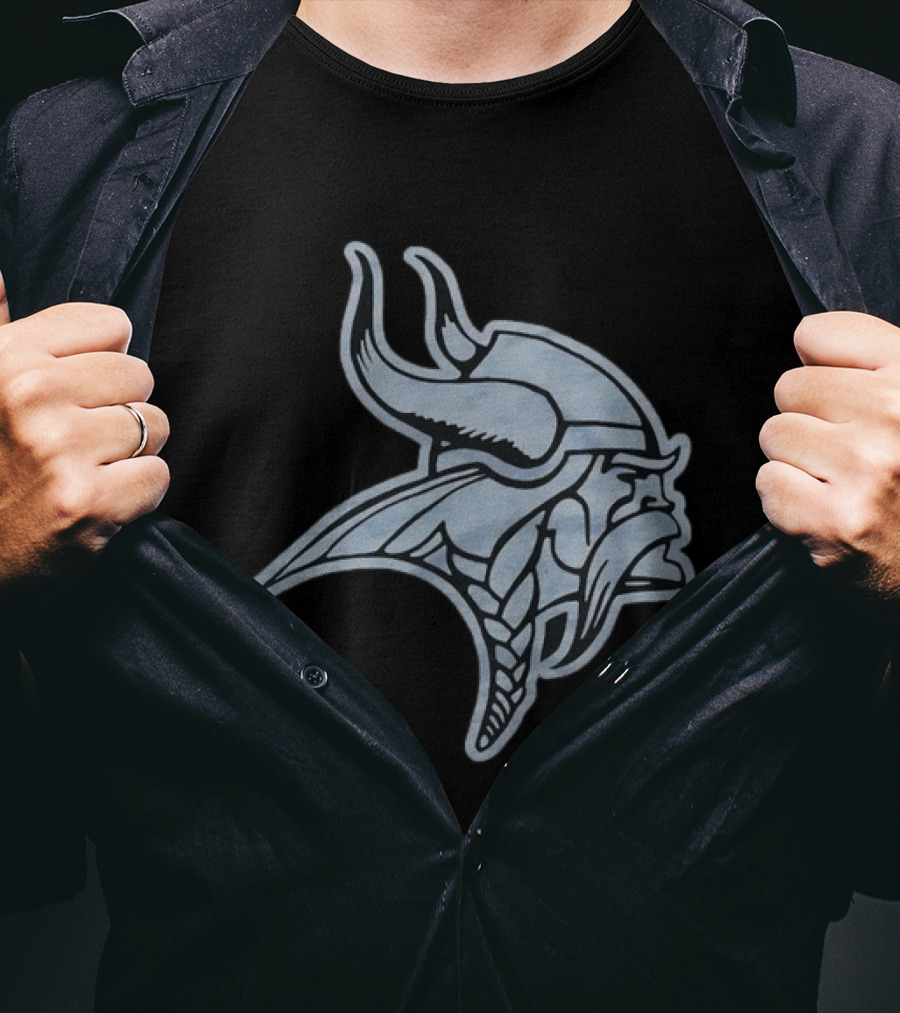 Minnesota Vikings Black Football Viking Helmet T-Shirt