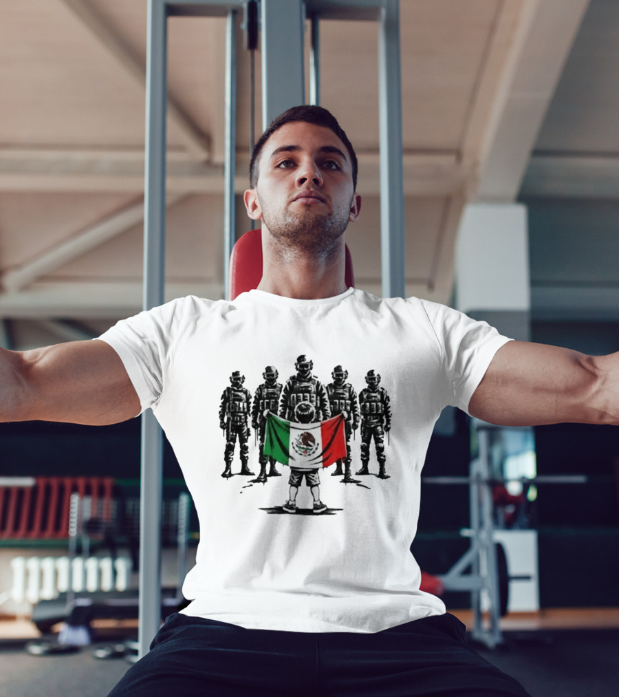 Todos Luchamos Mexican Flag Soldiers Protest T-Shirt