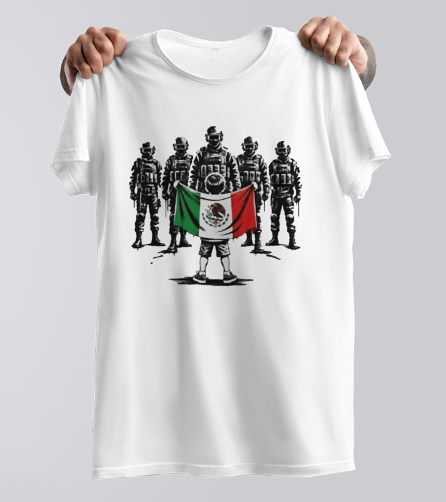 Todos Luchamos Mexican Flag Soldiers Protest T-Shirt