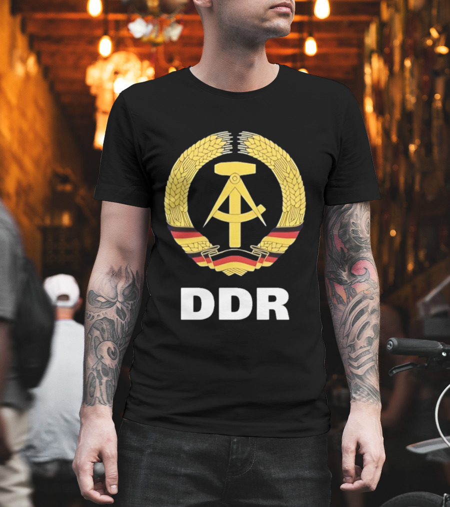 DDR German Democratic Republic Emblem East Germany T-Shirt