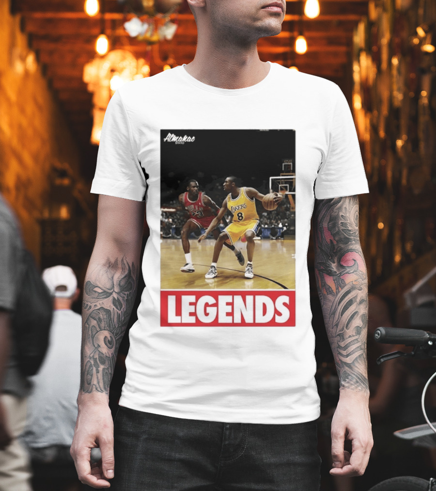 Michael Jordan Vs Kobe Bryant Legends Chicago Bulls Lakers T-Shirt