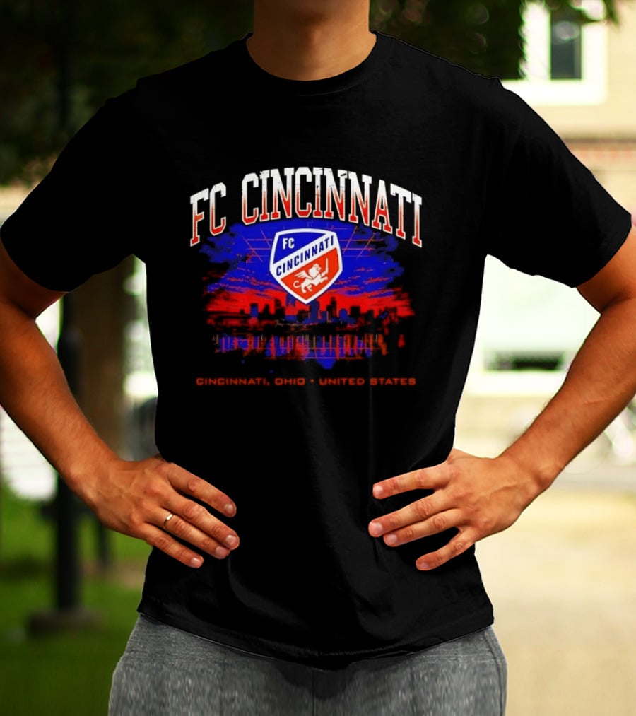 FC Cincinnati Skyline Cincinnati Ohio United States T-Shirt
