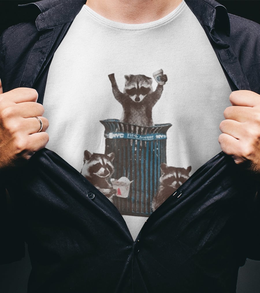NYC Fifth Avenue Raccoons In Trash Can Pizza Coffee T-Shirt