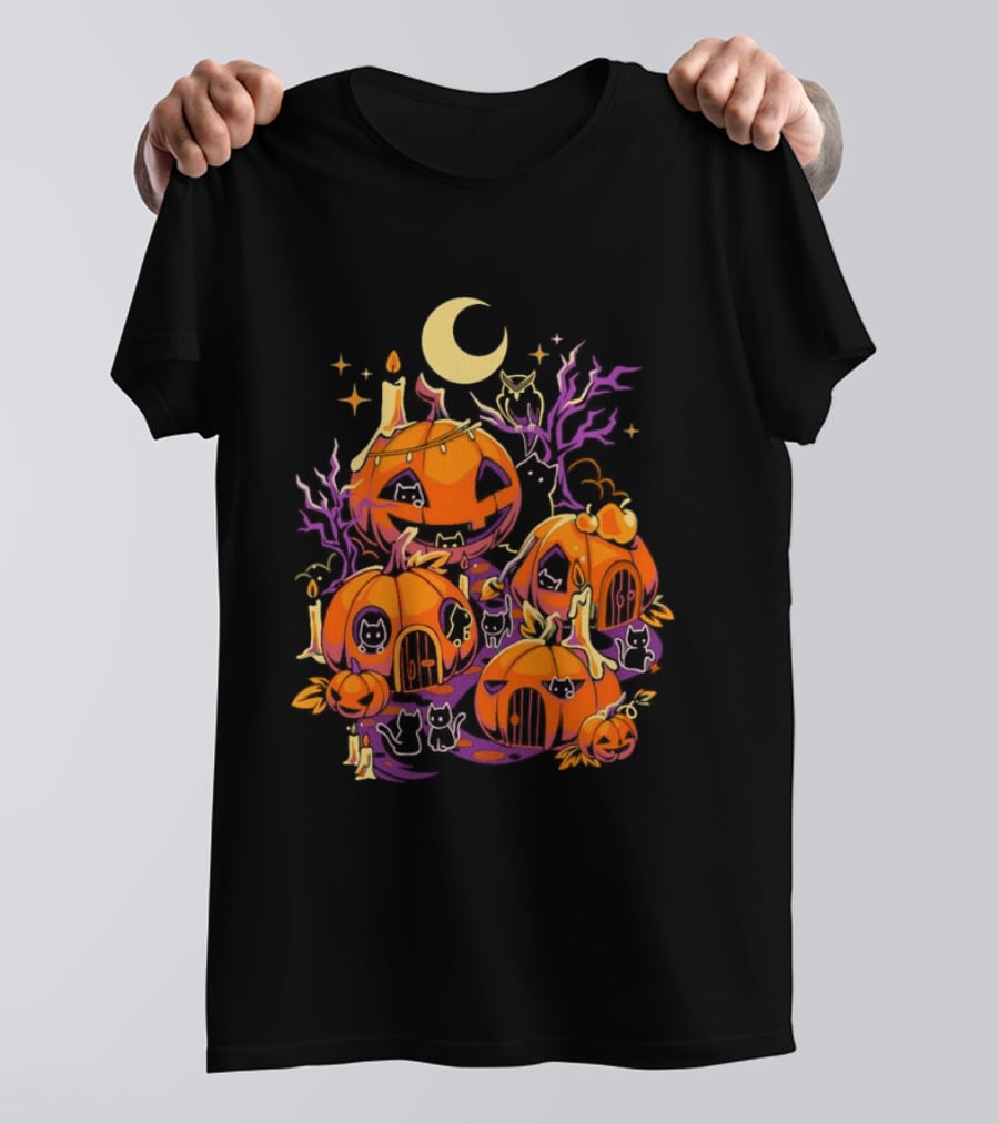 Pumpkin Halloween House Black Cat Crescent Moon Village T-Shirt