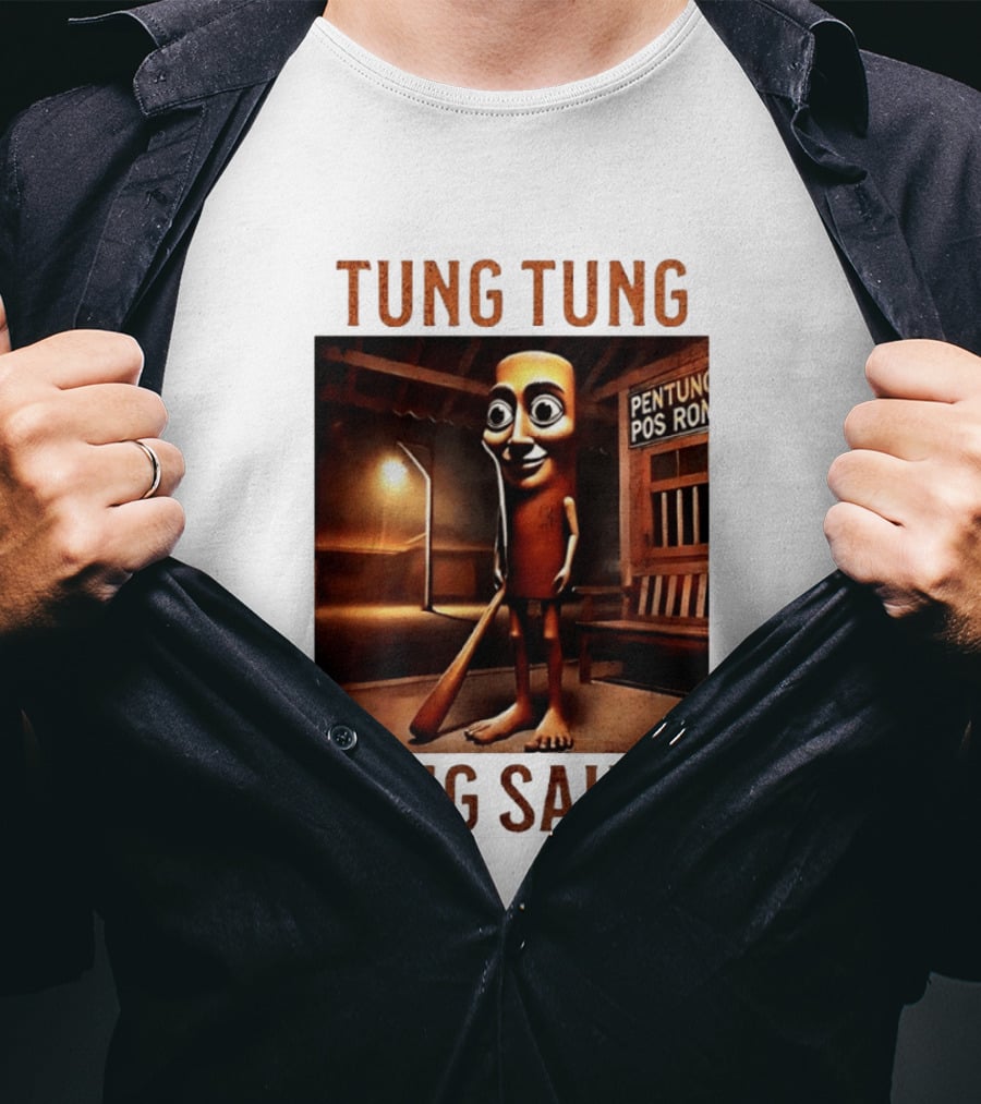 Tung Tung Tung Sahur Pentung Pos Ron Indonesian Culture Night Scene T-Shirt