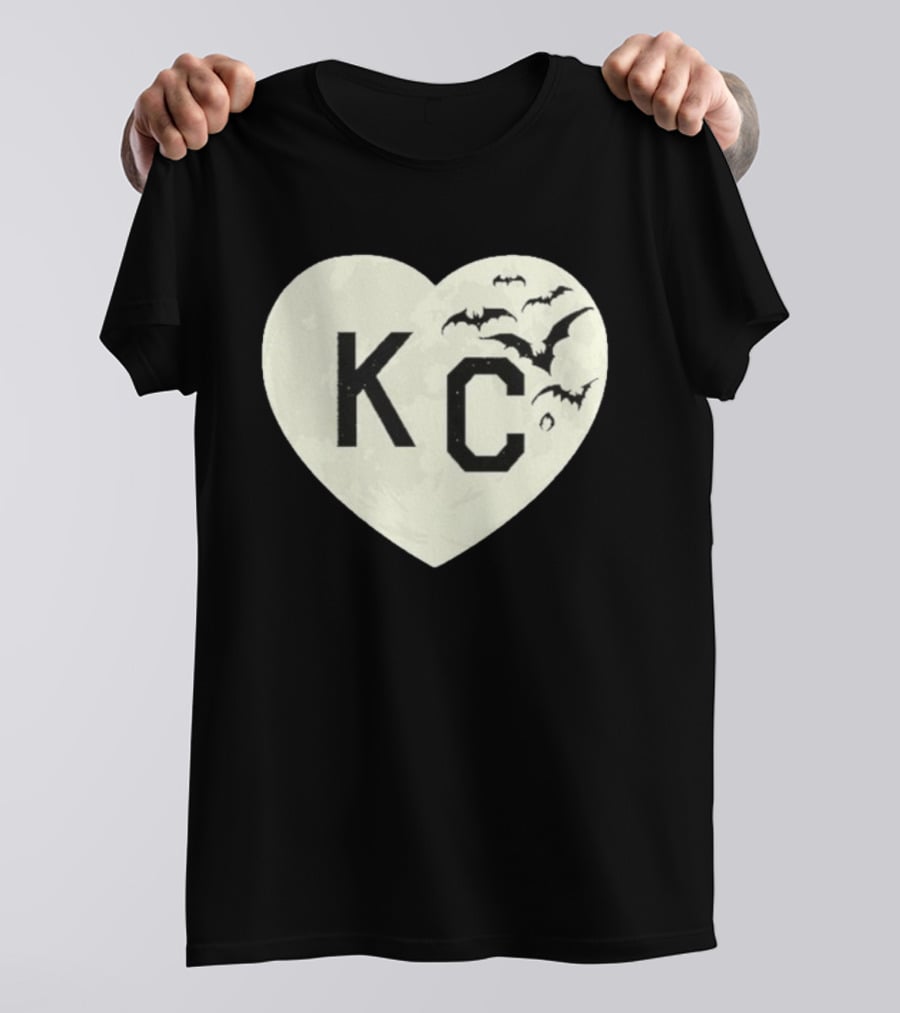 Kansas City KC Heart Moon Bats T-Shirt
