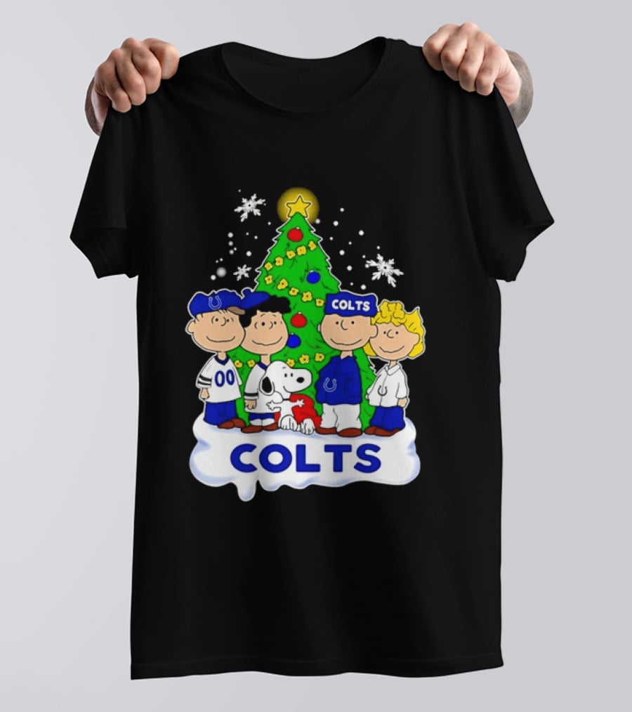 Peanuts Characters Indianapolis Colts Christmas Tree Snoopy Woodstock Snowflakes T-Shirt