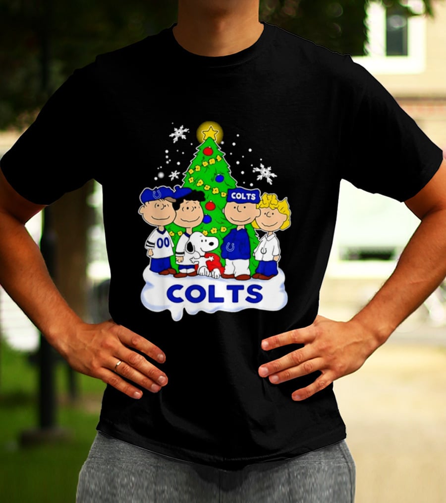 Peanuts Characters Indianapolis Colts Christmas Tree Snoopy Woodstock Snowflakes T-Shirt