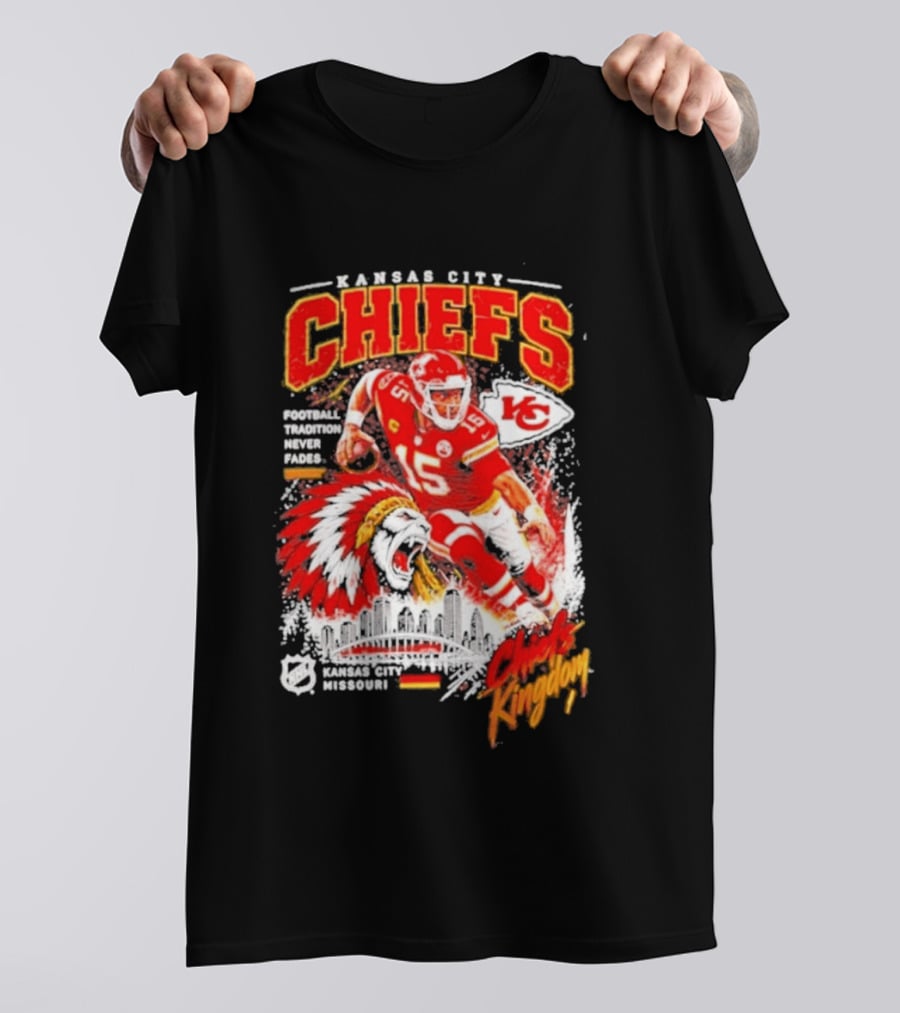 Kansas City Chiefs Football Tradition Never Fades Chiefs Kingdom Patrick Mahomes Skyline T-Shirt