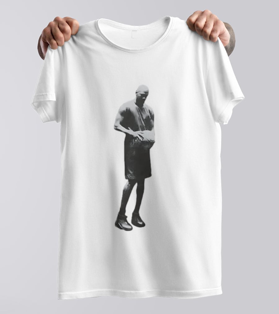 Michael Jordan Jumpman Chicago Bulls Statue T-Shirt