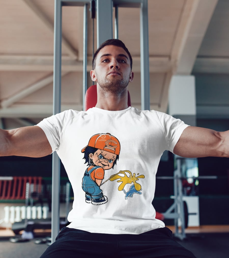 Chicago Bears Chucky Piss On Detroit Lions Rivalry Meme T-Shirt