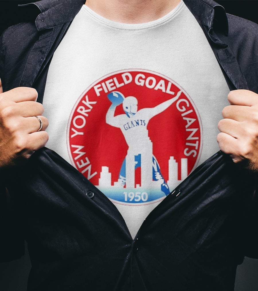 New York Field Goal Giants 1950 Football Red Skyline T-Shirt