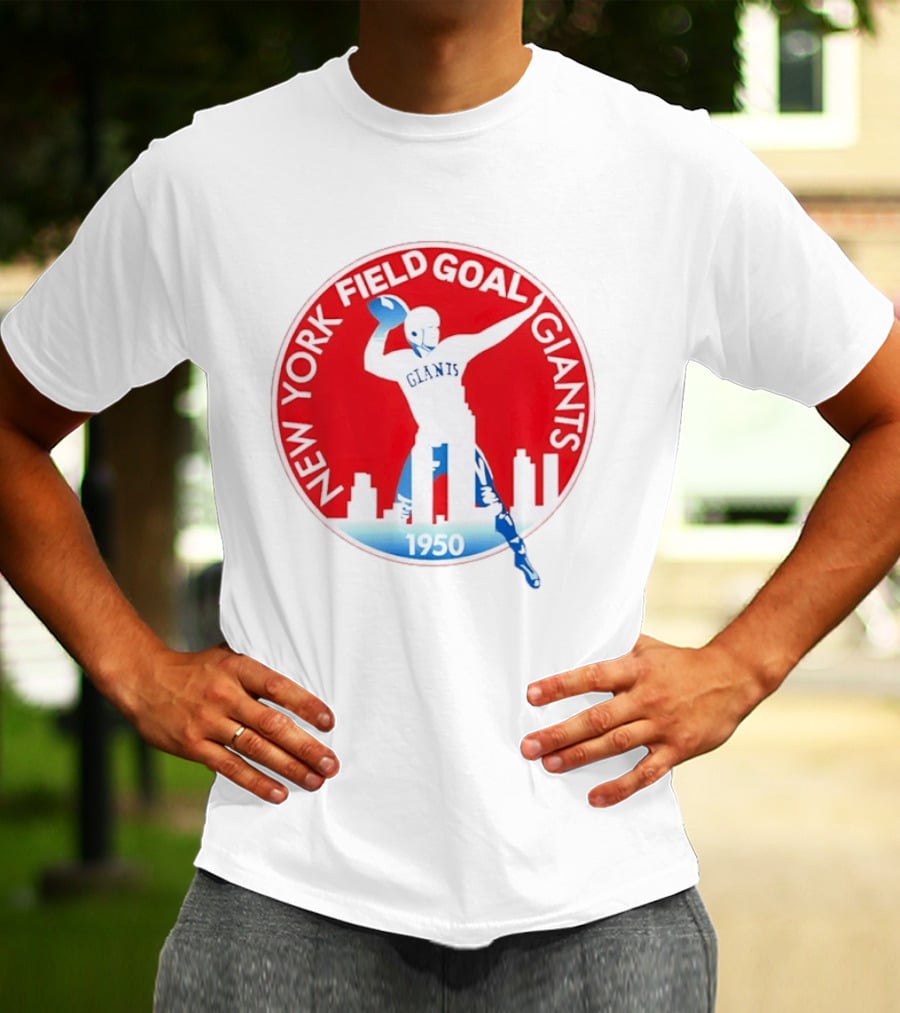 New York Field Goal Giants 1950 Football Red Skyline T-Shirt