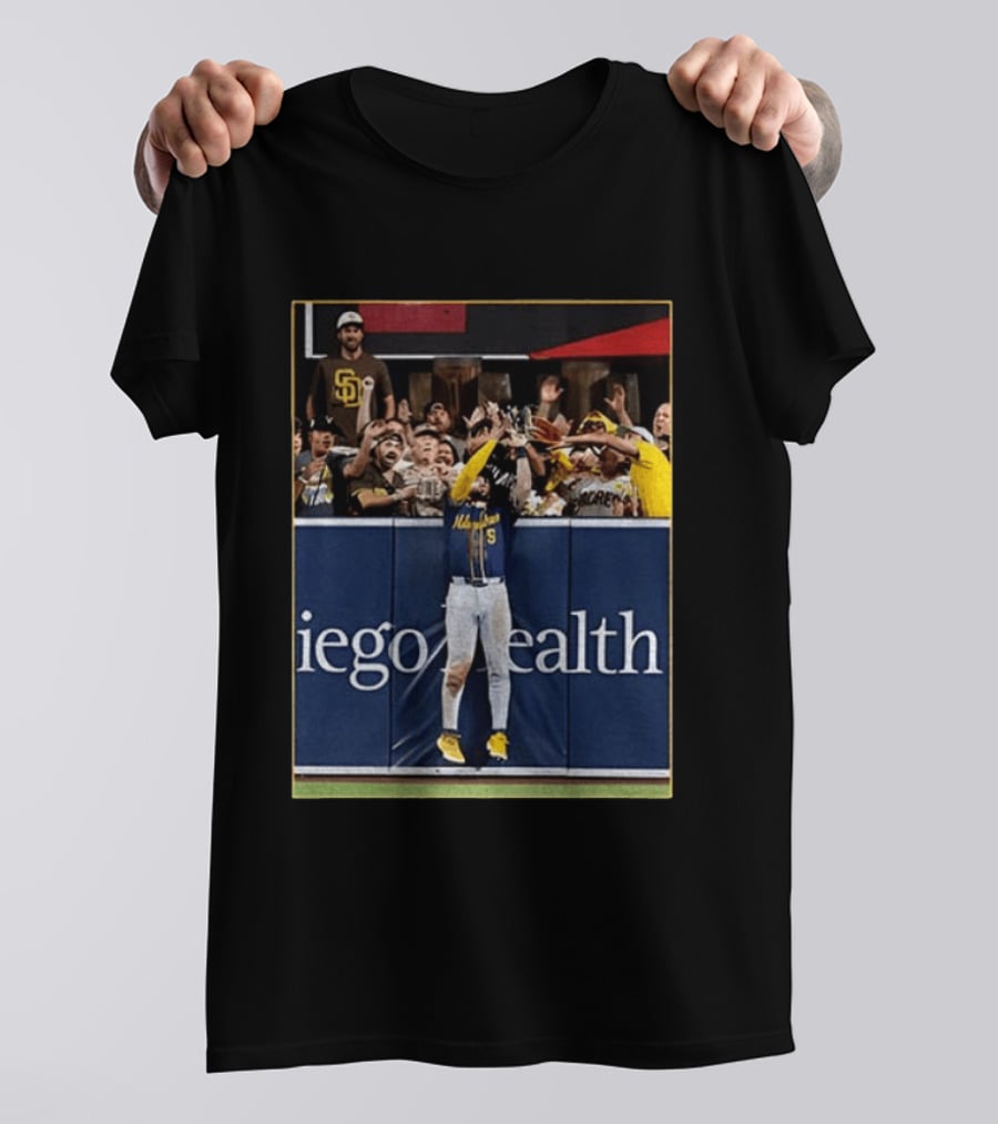 Garrett Mitchell Home Run Catch Milwaukee Defense Baseball Wisconsin Fans T-Shirt