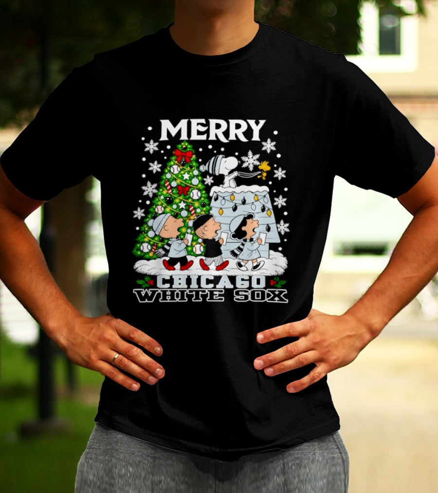 Merry Christmas Peanuts Chicago White Sox Snoopy Woodstock Holiday T-Shirt