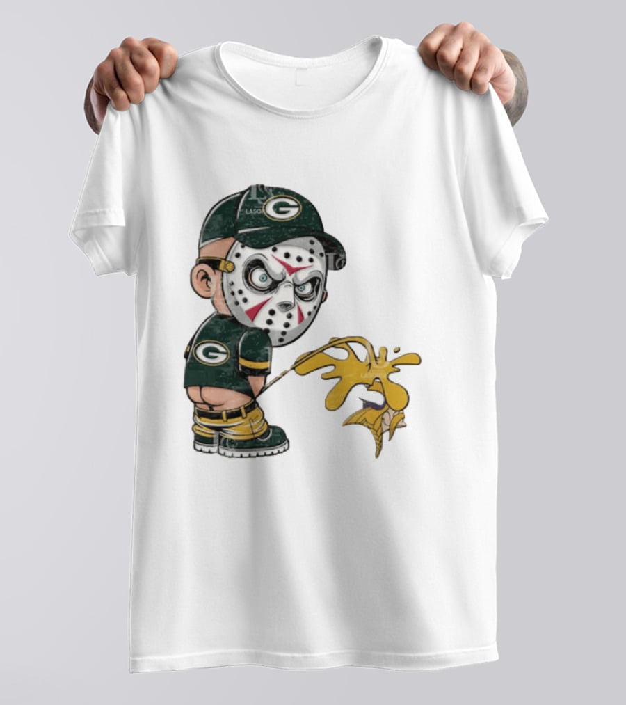 Green Bay Packers Jason Voorhees Piss On Minnesota Vikings Rivalry Humor T-Shirt
