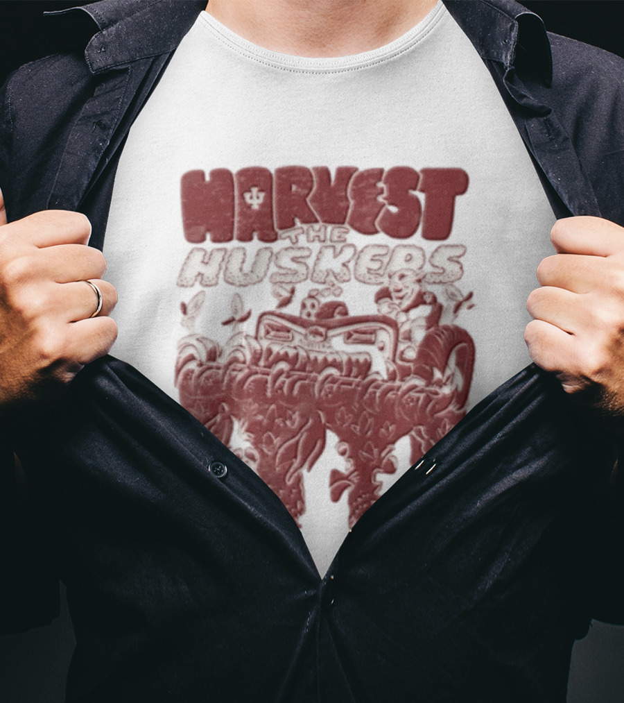 Harvest The Huskers Indiana Hoosiers Vs Nebraska Corn Battle T-Shirt