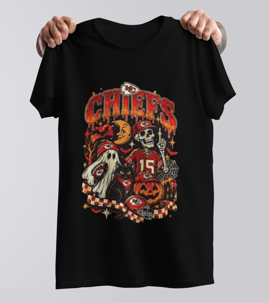 Kansas City Chiefs Patrick Mahomes Halloween Skeleton Jersey Cap Football Scene T-Shirt