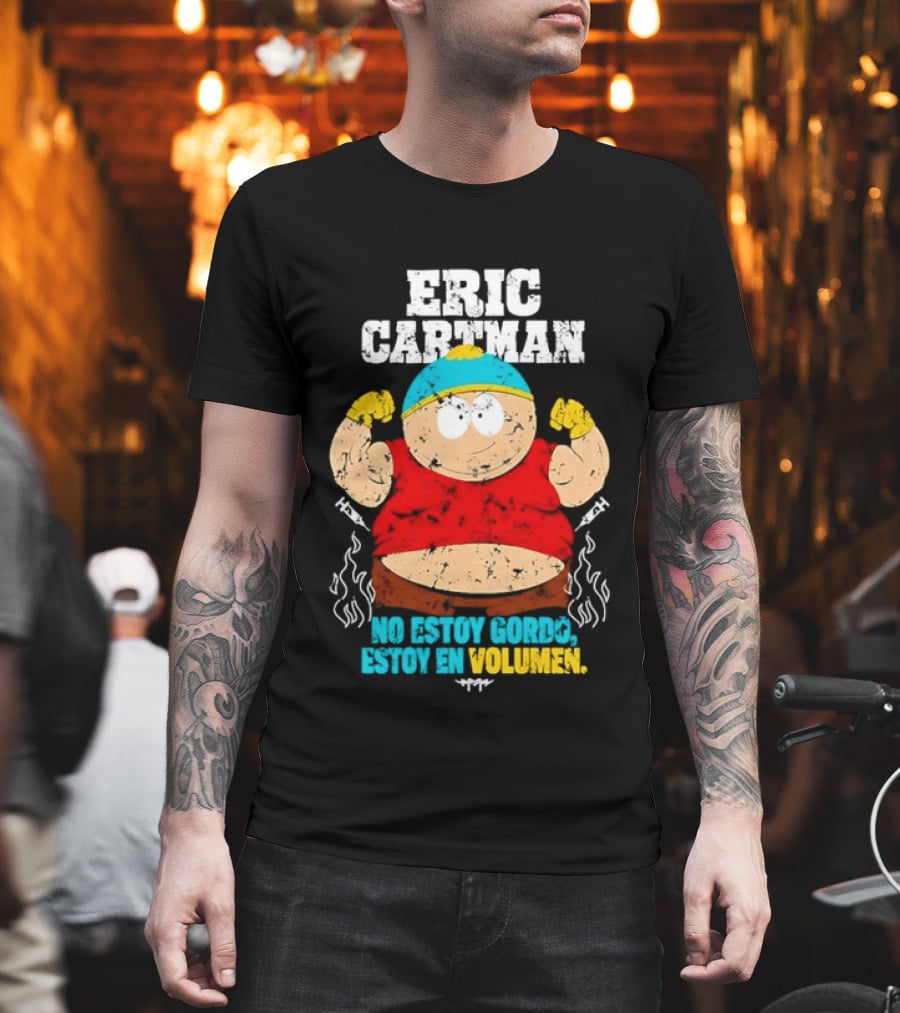 Eric Cartman No Estoy Gordo Estoy En Volumen Distressed T-Shirt